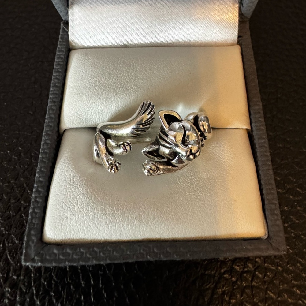 Sterling Silver Cat Wrap Ring. S925 stamped. Size 7. - Picture 2 of 4